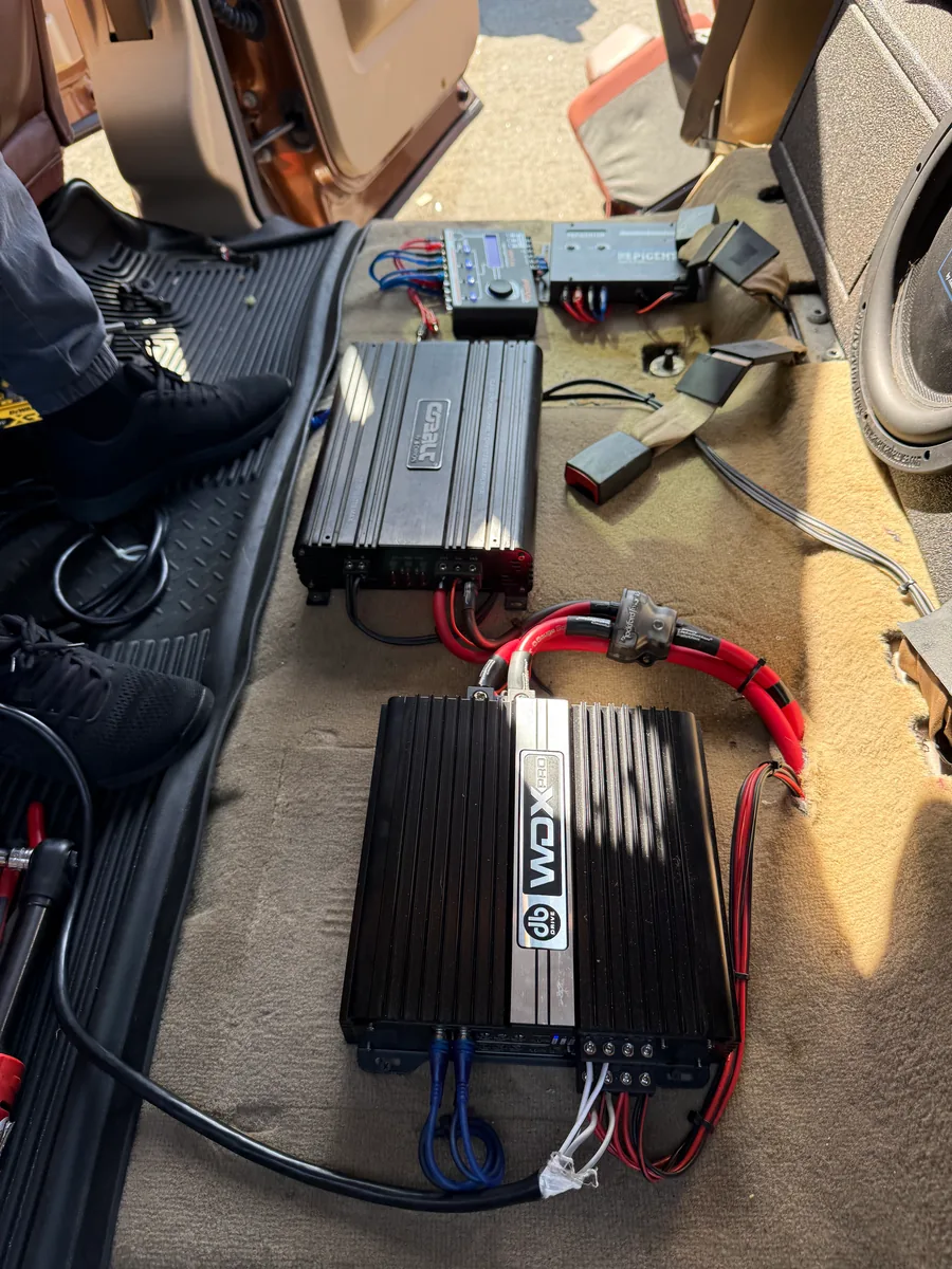 Twins Car Audio & Tire — install shot 12